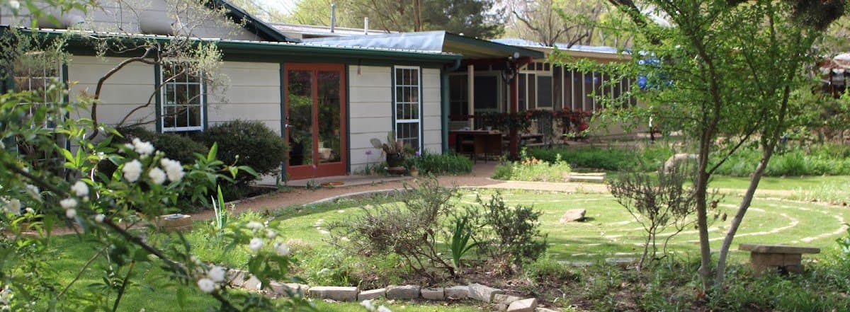 Austin Montessori School - Hero/Card