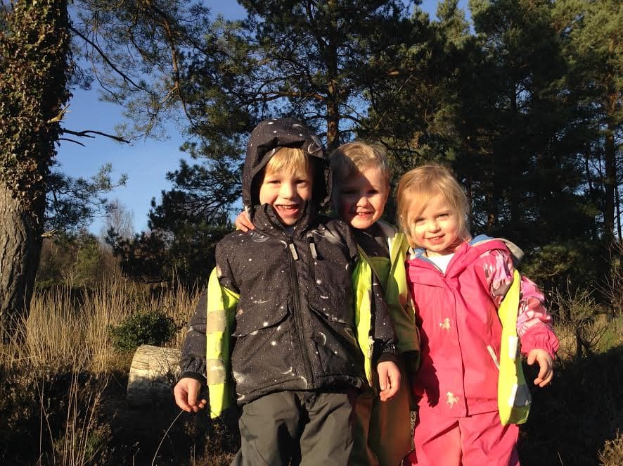 Kids Love Nature Kindergarten at Avon Heath - Hero/Card