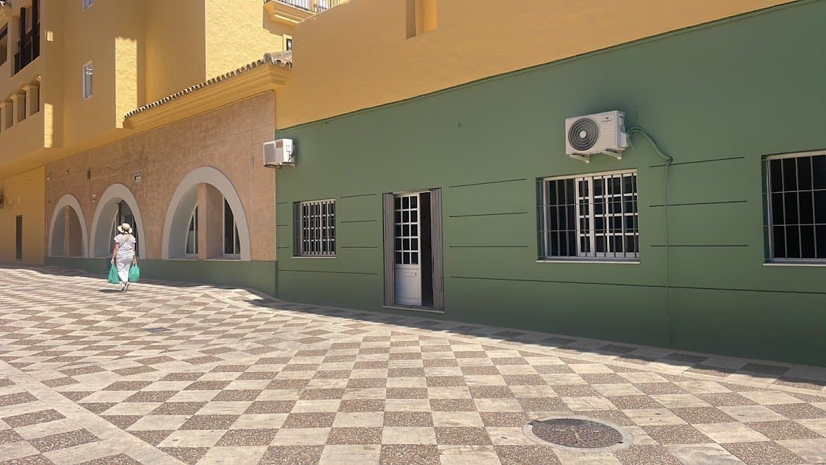 Lumina Academy - Hero/Card