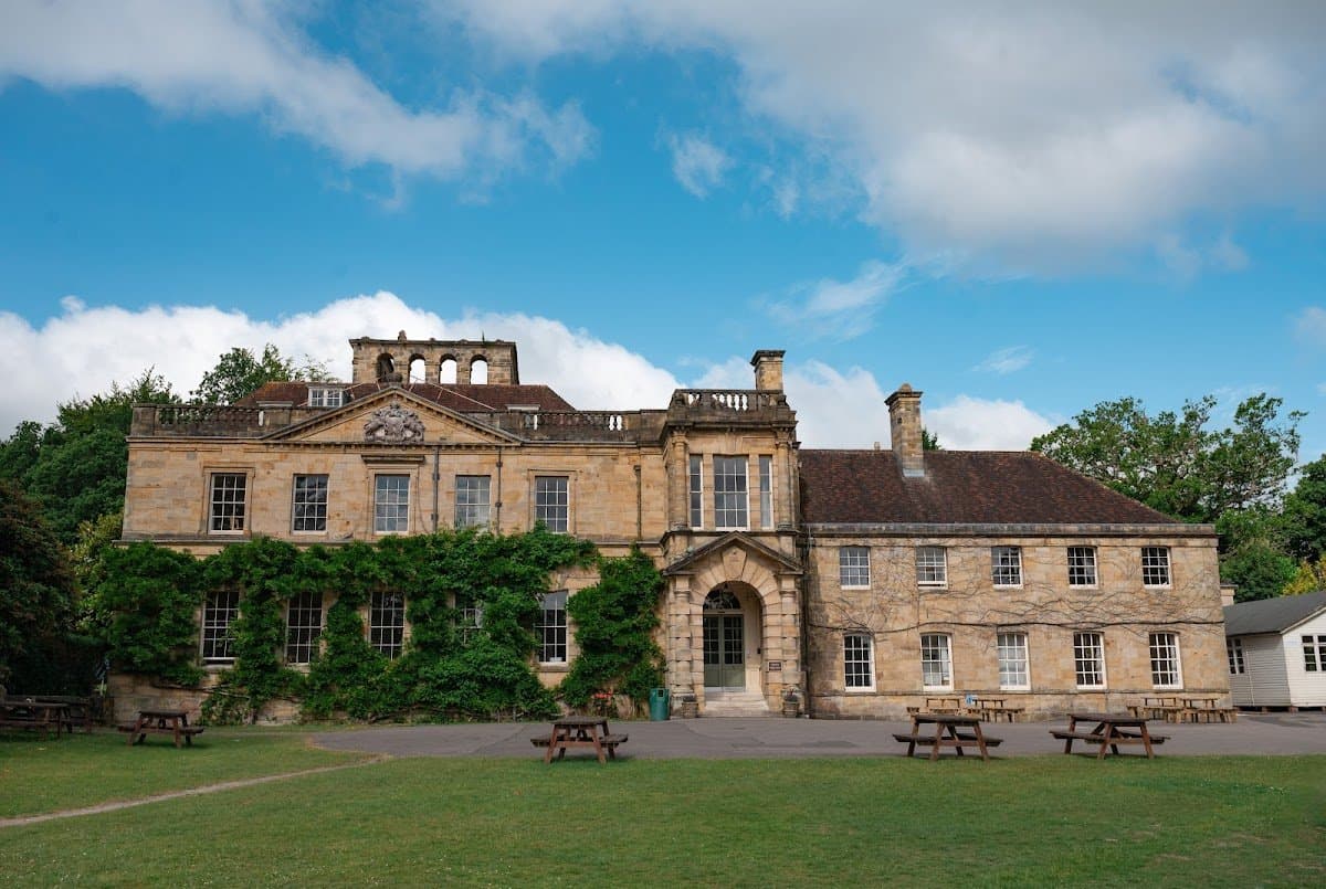 Michael Hall - Hero/Card