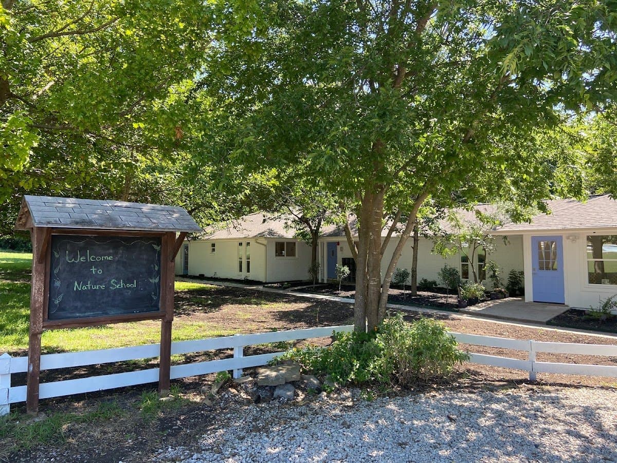 Nature School of Fairview - Hero/Card