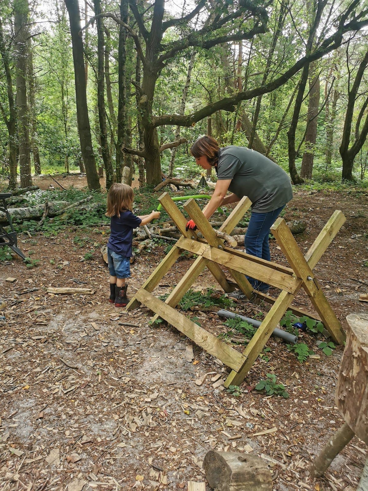 Poole Forest School - Hero/Card