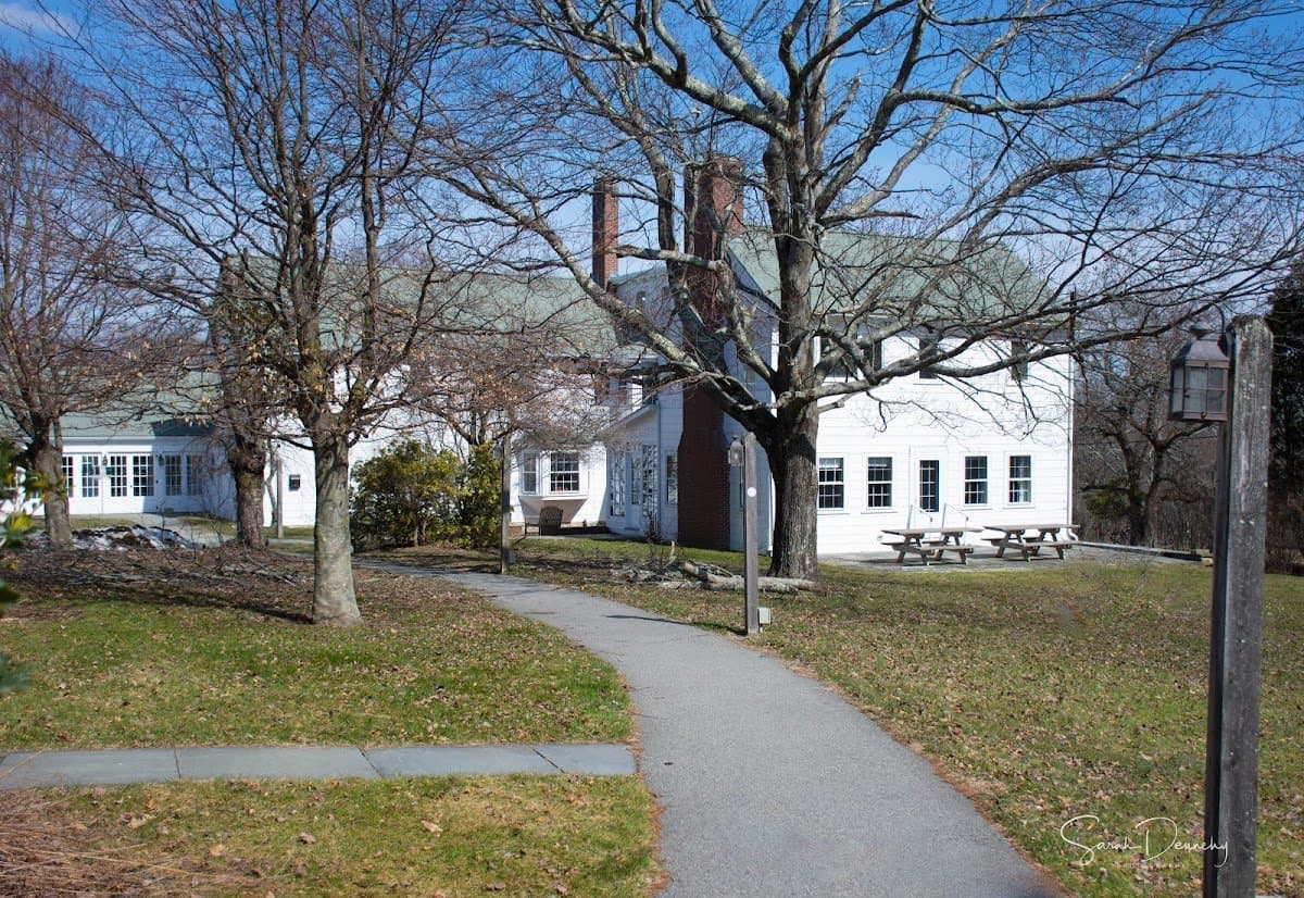 The Cooperative Nature School - Hero/Card