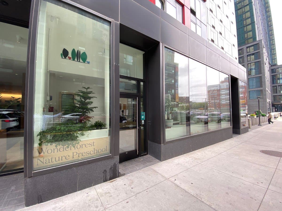 Wonderforest Nature Preschool - Hero/Card